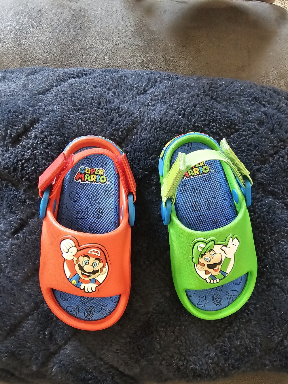 Nintendo Kids Super Mario Sandals in Red and Green